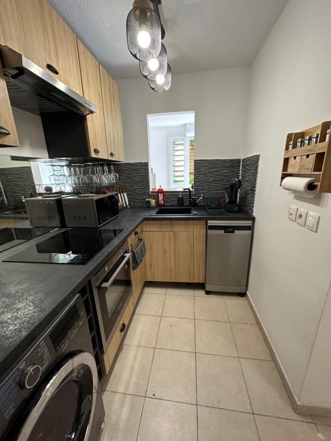 Location T2 Meuble Baie Mahault Convenance Apartment Exterior photo